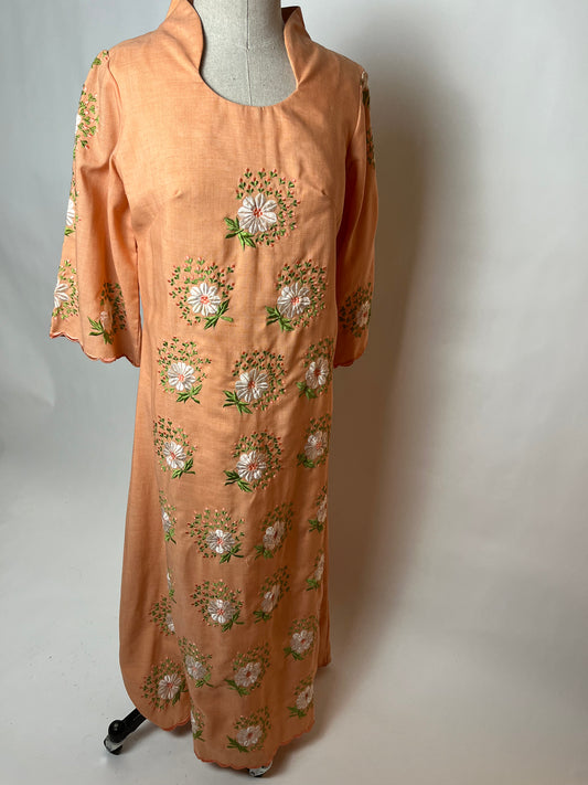 Beautiful embroidered peach vintage dress