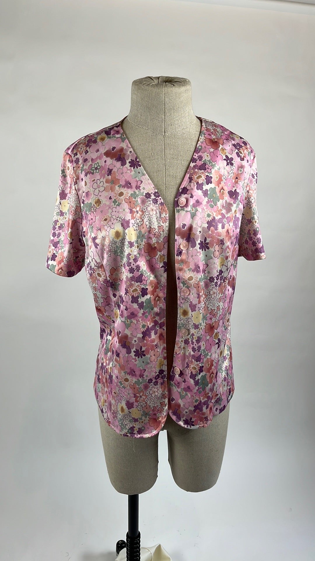 vintage flower pastel top