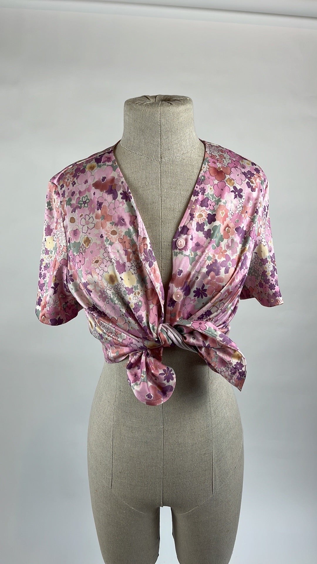 vintage flower pastel top
