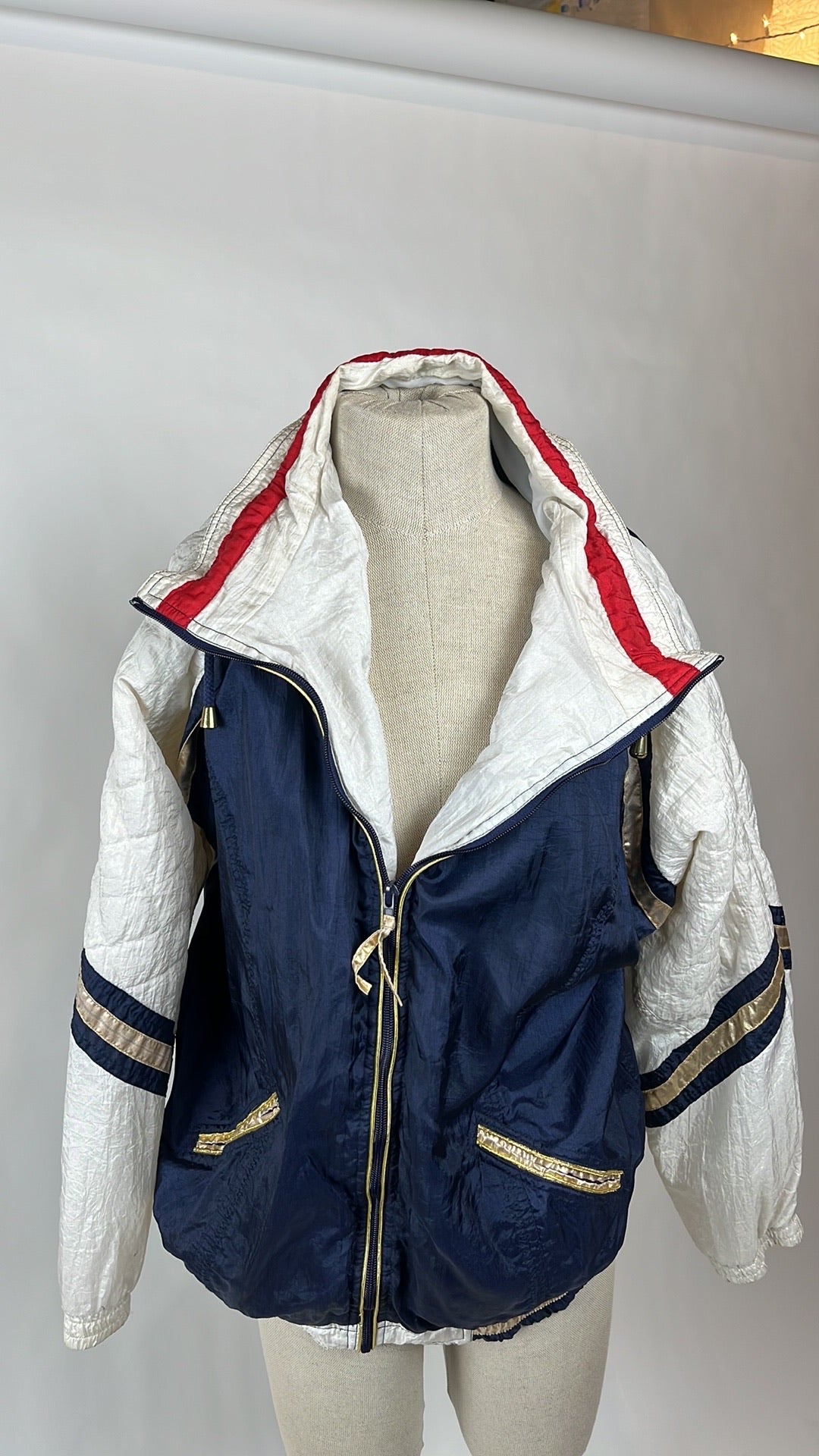 windbreaker