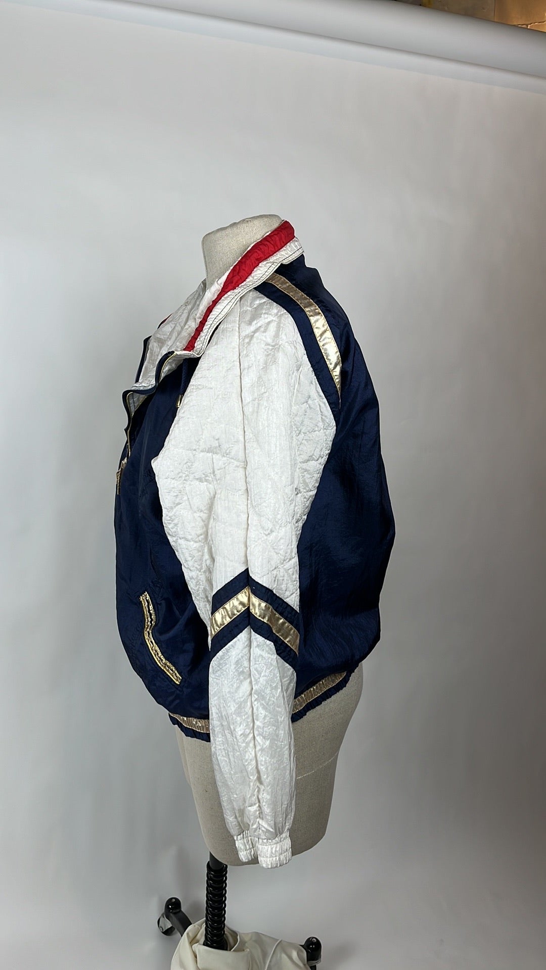 windbreaker