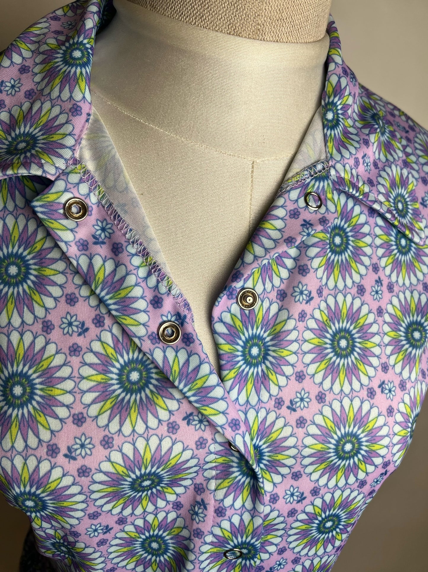 purple groovy vintage top