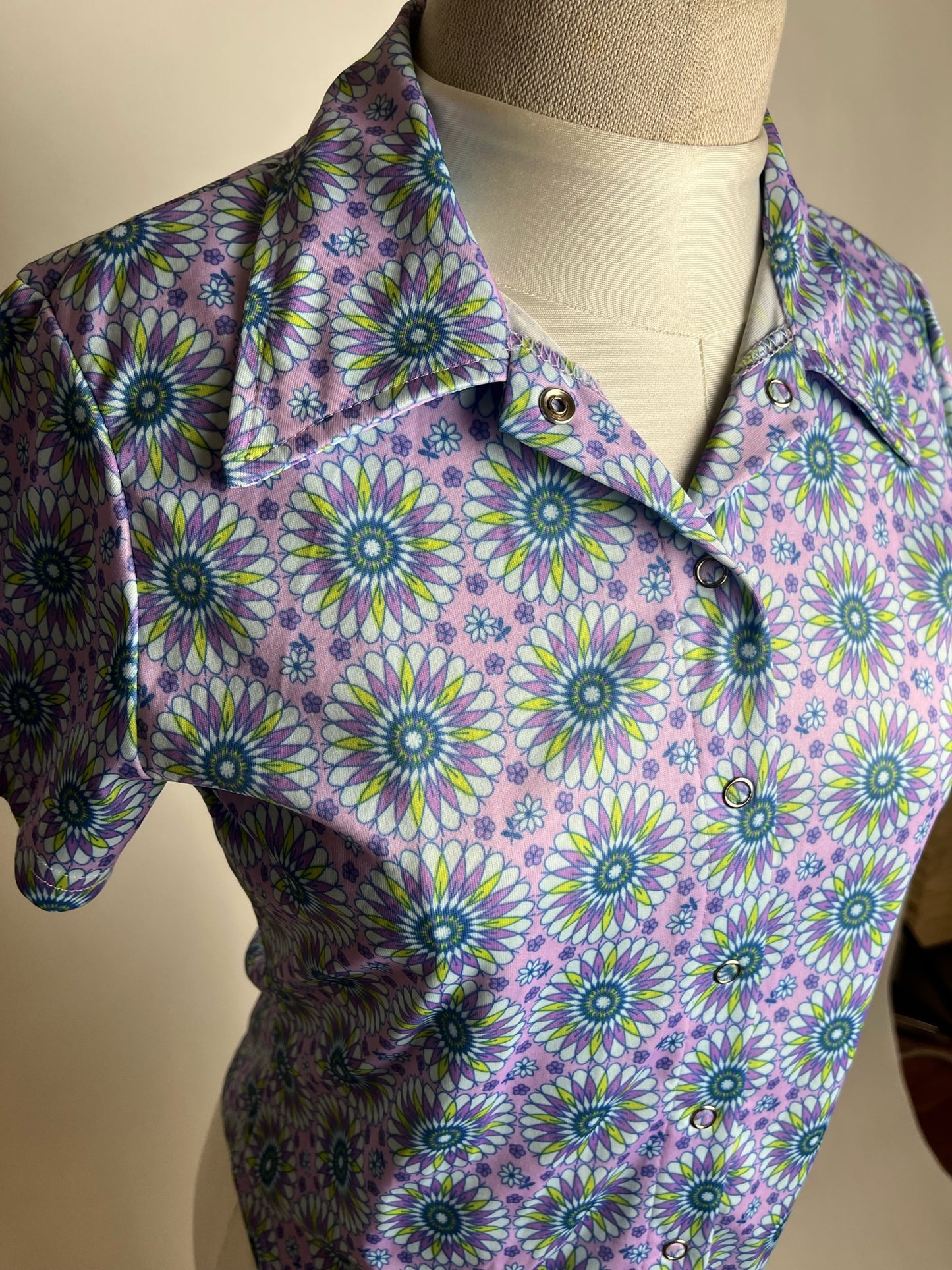 purple groovy vintage top
