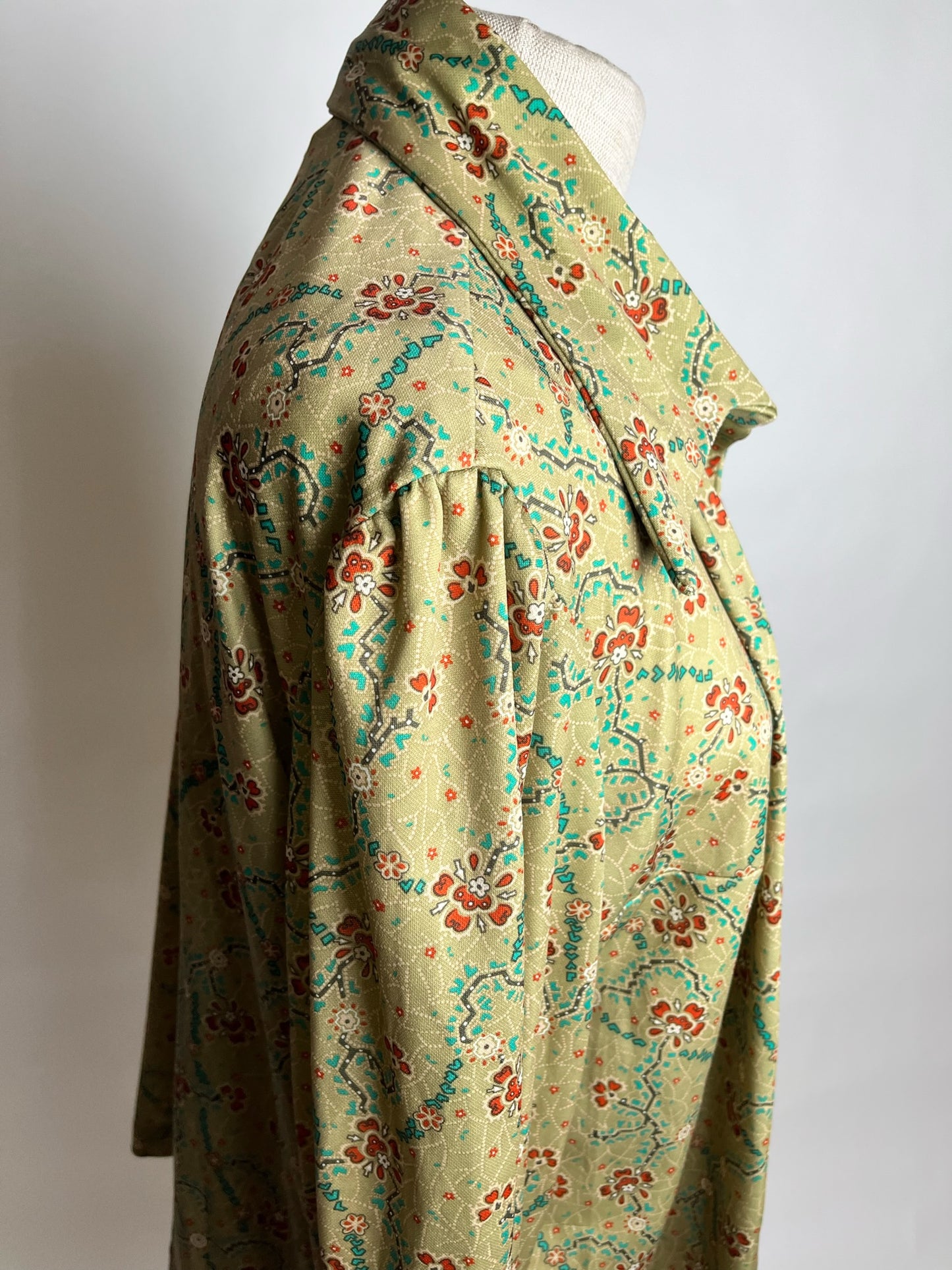 olive long sleeve vintage cover up top
