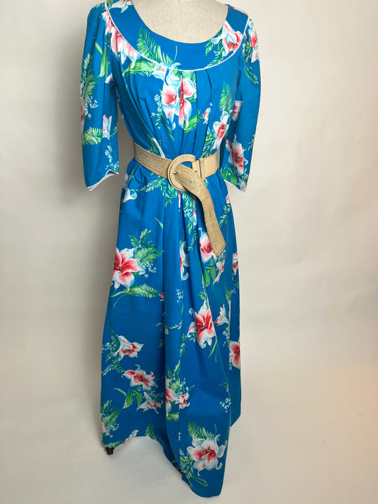 Hilo Hattie’s blue mumu
